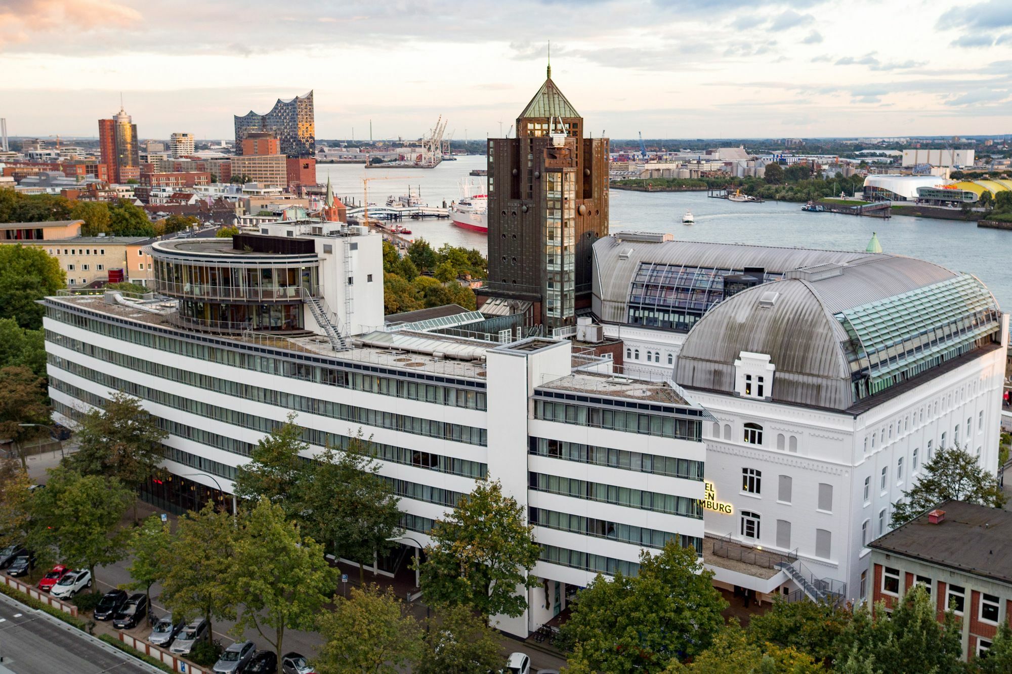 Hotel Hafen Hamburg Zewnętrze zdjęcie